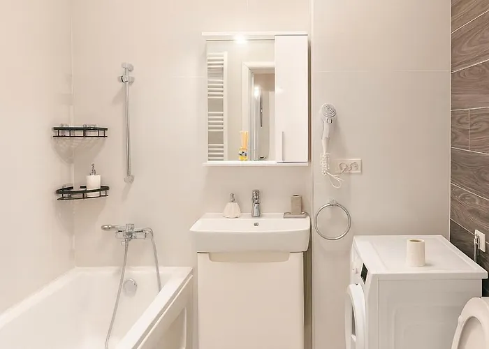 Apartamento Entire Near Unirii Center, Sector 5 - 827